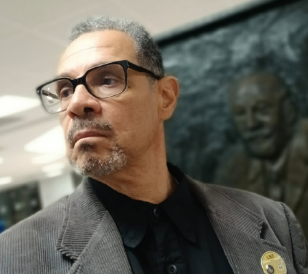 Dr. Ricardo Guthrie